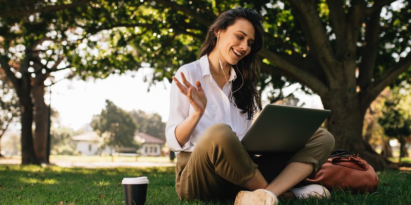 How to Keep Remote Employees Connected with the Main Office